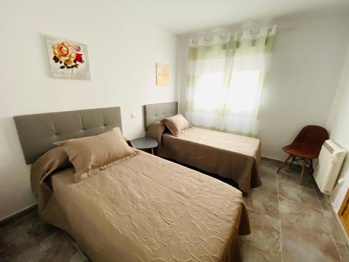 Vut La Taberna I Villa Poyales Del Hoyo Bagian luar foto